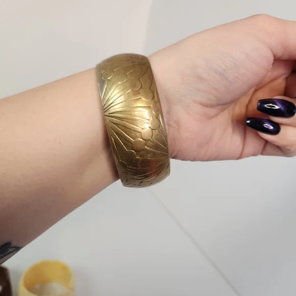 Vintage Brass Wood Bangle Bracelet Set Floral Roses Boho Bohemian Jewlery 1970s - Picture 7 of 11